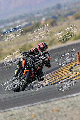 media/Nov-06-2022-SoCal Trackdays (Sun) [[208d2ccc26]]/Turn 11 (10am)/